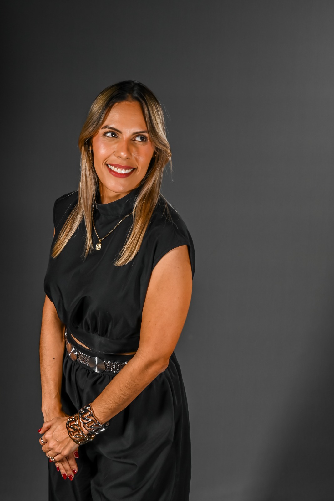 Retrato profesional de la psicóloga Myrna Ortiz-Rodríguez
